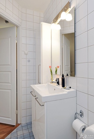北欧风格公寓经济型90平米卫生间洗手台海外家居