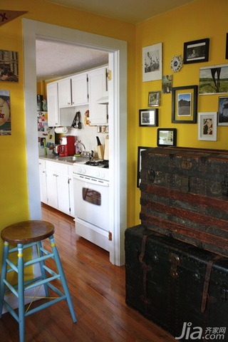 混搭风格二居室黄色经济型80平米背景墙海外家居