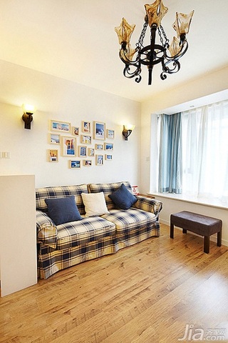 地中海风格二居室经济型客厅沙发背景墙沙发图片