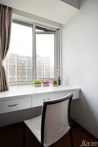 简约风格公寓富裕型80平米卧室书桌婚房平面图