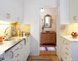 欧式风格二居室白色富裕型厨房橱柜定做