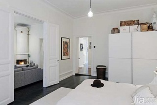 欧式风格三居室富裕型100平米卧室床图片