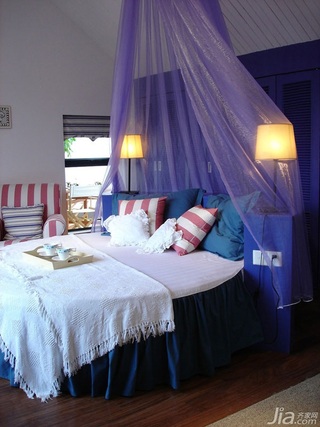 地中海风格别墅唯美蓝色豪华型卧室床效果图