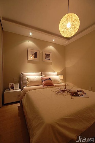 混搭风格公寓富裕型卧室吊顶床图片