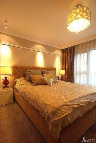新古典风格富裕型140平米以上卧室床图片