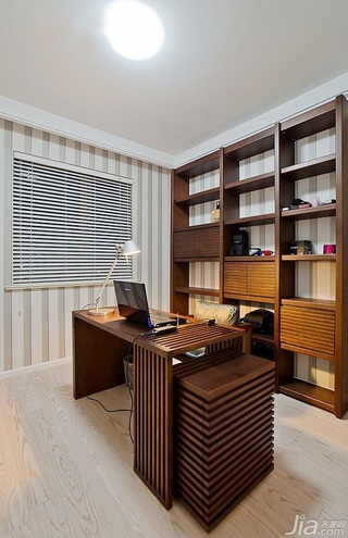 简约风格公寓富裕型130平米书房书桌效果图