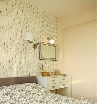 欧式风格二居室经济型60平米卧室床图片