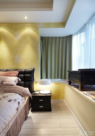 宜家风格三居室富裕型130平米卧室卧室背景墙床头柜图片