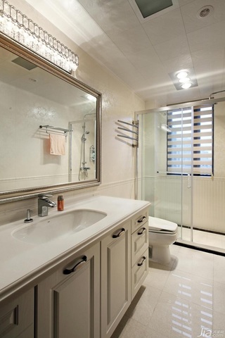 美式乡村风格二居室富裕型130平米卫生间浴室柜效果图