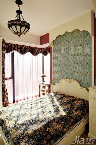 非空田园风格二居室经济型90平米卧室床图片