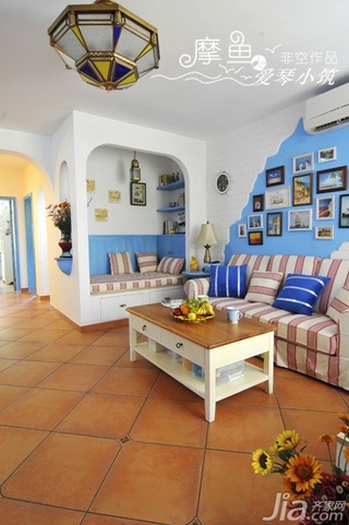 非空地中海风格三居室富裕型120平米客厅照片墙沙发图片