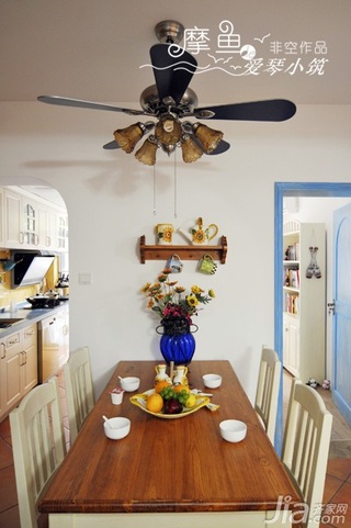 非空地中海风格三居室富裕型120平米餐厅餐桌图片