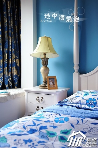 地中海风格小户型浪漫蓝色卧室灯具效果图