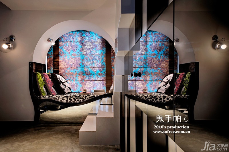 鬼手帕,复式装修,140平米以上装修,富裕型装修,混搭风格,客厅,沙发,飘窗