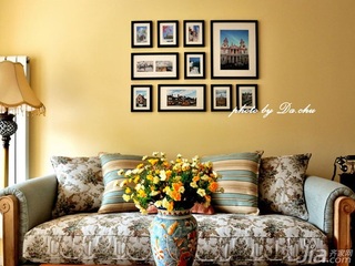 混搭风格二居室富裕型客厅沙发背景墙沙发图片