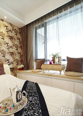 简约风格二居室富裕型70平米卧室飘窗装修图片