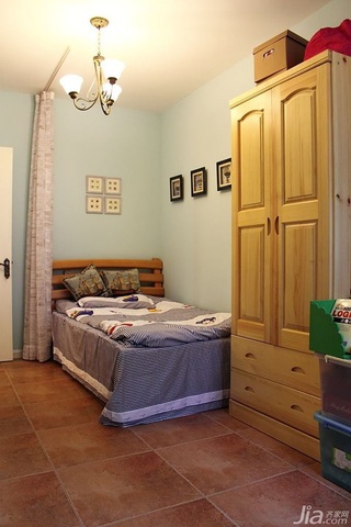 田园风格二居室经济型50平米卧室床效果图