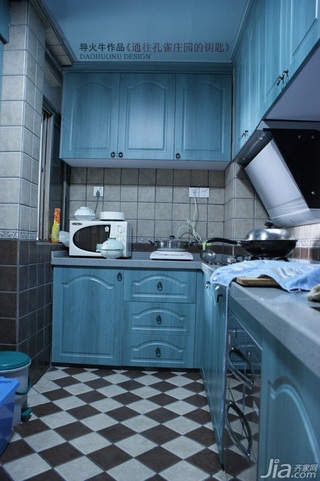 导火牛混搭风格公寓蓝色经济型130平米厨房橱柜效果图