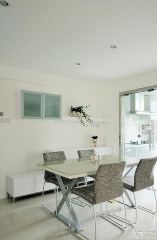 木水简约风格公寓白色经济型90平米餐厅餐桌图片