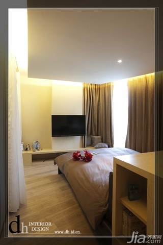 混搭风格公寓大气富裕型120平米卧室床效果图