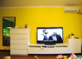 宜家风格小户型黄色10-15万50平米电视背景墙电视柜效果图