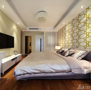 混搭风格三居室富裕型110平米卧室卧室背景墙床图片