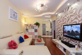 简约风格一居室经济型客厅电视背景墙沙发效果图