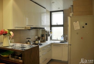 中式风格二居室富裕型80平米厨房橱柜图片