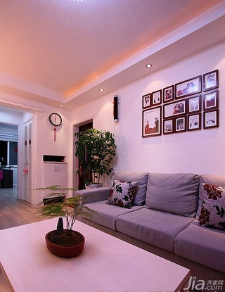 简约风格二居室经济型60平米客厅沙发背景墙沙发婚房家装图片