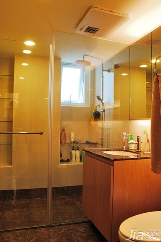 简约风格三居室富裕型卫生间洗手台图片