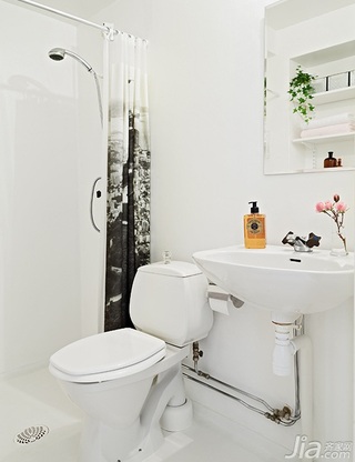 北欧风格一居室经济型卫生间洗手台效果图