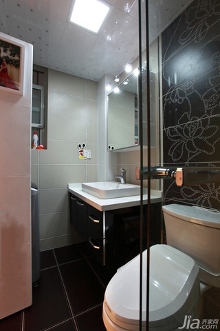 简约风格二居室经济型70平米卫生间洗手台效果图