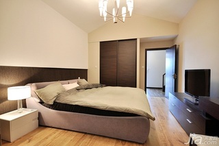 简约风格一居室富裕型70平米卧室床效果图