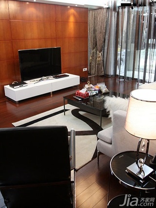 混搭风格二居室富裕型90平米客厅电视背景墙茶几效果图