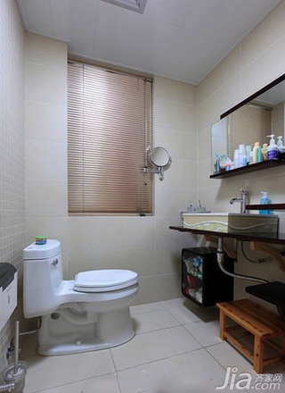 二居室富裕型130平米卫生间洗手台效果图