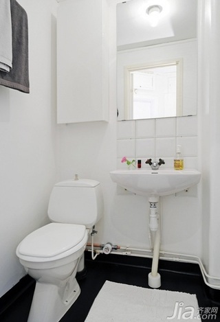 北欧风格小户型白色经济型40平米卫生间浴室柜效果图