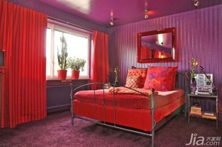 二居室红色富裕型卧室床效果图