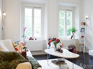 北欧风格二居室5-10万80平米客厅沙发效果图