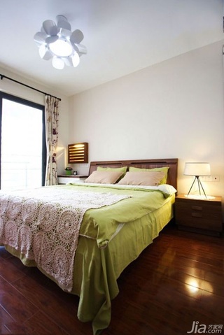 混搭风格公寓小清新暖色调富裕型140平米以上卧室床效果图