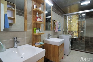 简欧风格二居室简洁白色15-20万卫生间洗手台效果图