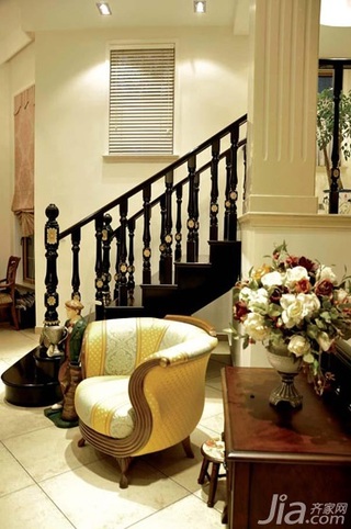 欧式风格别墅大气原木色豪华型140平米以上客厅楼梯灯具效果图