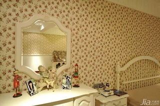 欧式风格别墅温馨白色豪华型140平米以上卧室卧室背景墙床图片