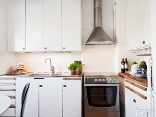 小户型白色50平米厨房橱柜图片