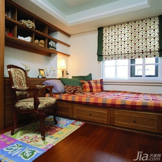 美式乡村风格二居室原木色90平米卧室床图片