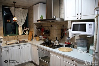 三居室白色5-10万120平米厨房橱柜效果图
