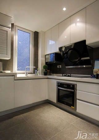 简约风格三居室白色110平米厨房橱柜安装图
