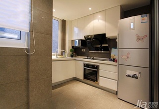 简约风格三居室白色110平米厨房橱柜设计图