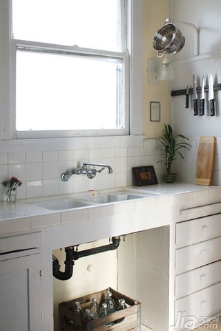 公寓实用白色经济型70平米厨房橱柜安装图