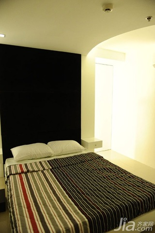 公寓黑白60平米卧室卧室背景墙床效果图