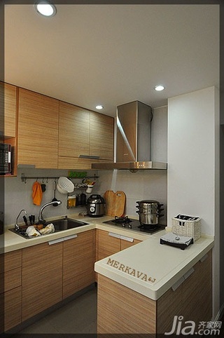 小户型大气原木色经济型40平米厨房橱柜图片